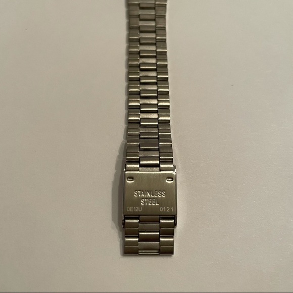 Rebecca Minkoff Women’s Major Bracelet Watch, 35mm - Picture 8 of 9